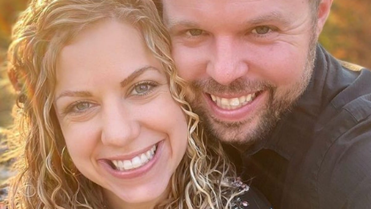 Abbie Grace Burnett and John David Duggar selfie