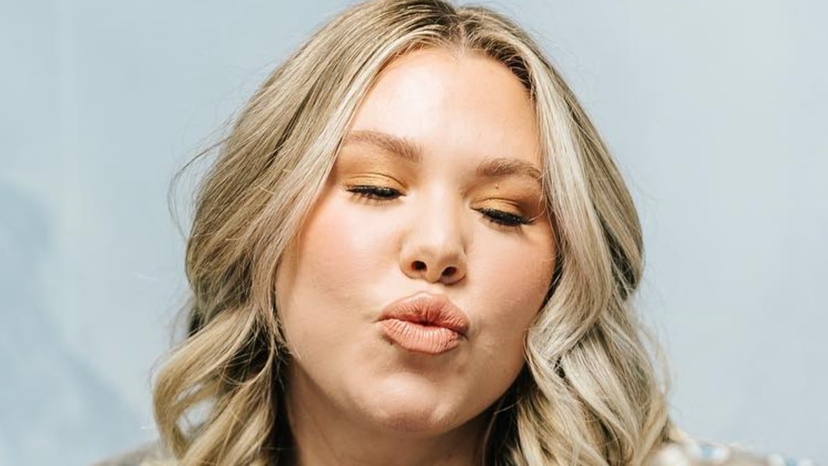 Kailyn Lowry in a mirror selfie