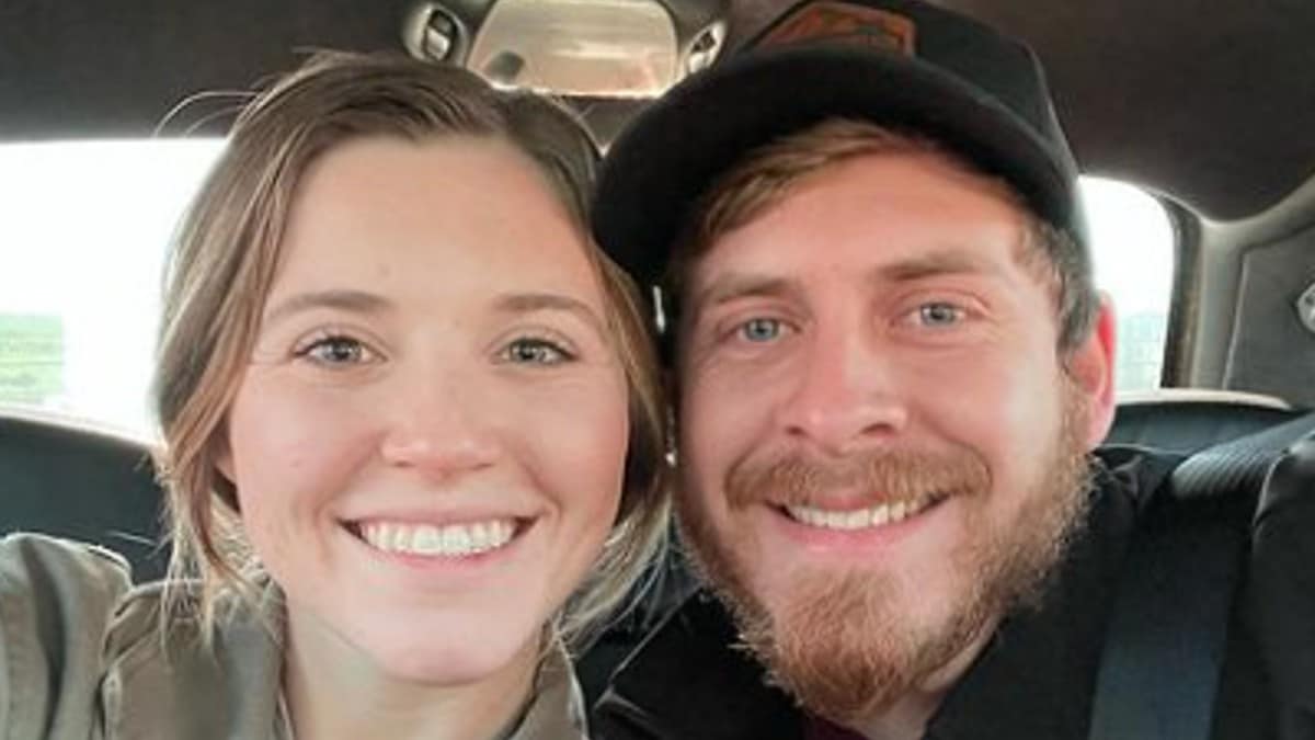 Joy-Anna Duggar and Austin Forsyth selfie