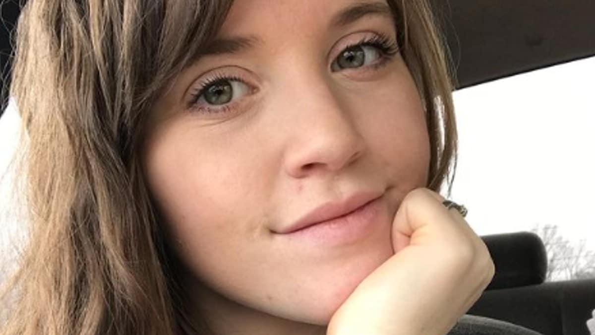 Joy-Anna Duggar car selfie