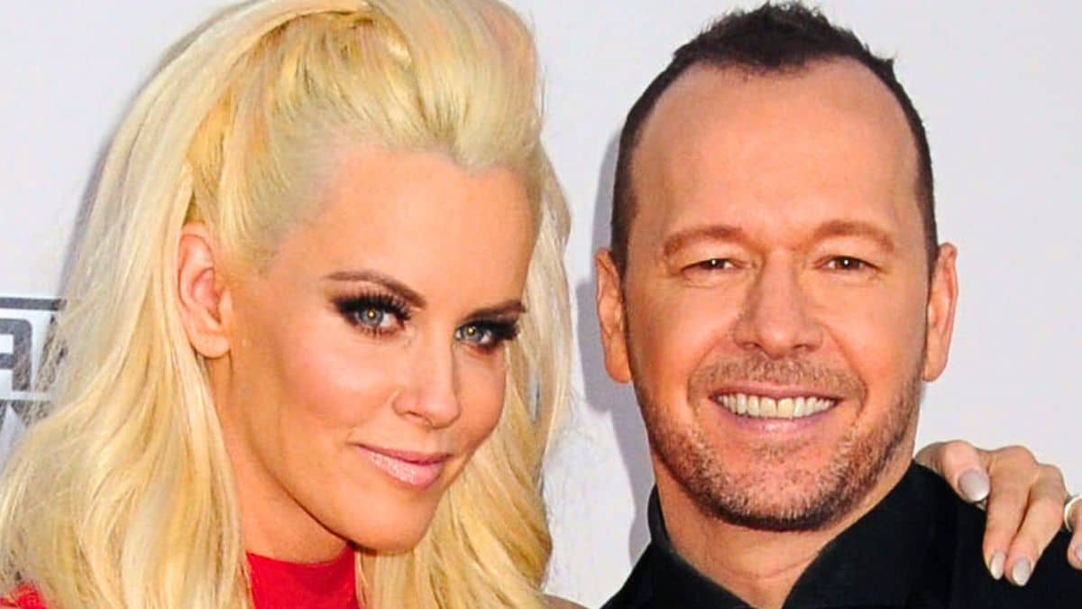 jenny mccarthy donnie wahlberg american music awards Microsoft Theater