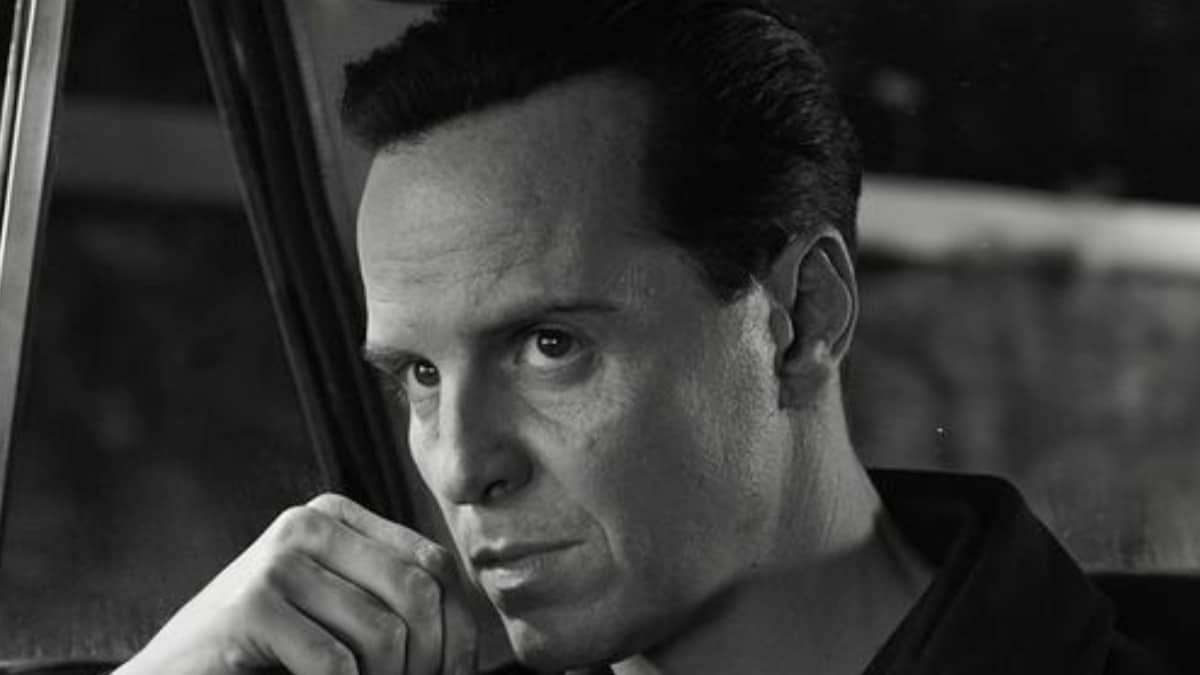 Andrew Scott on Ripley.