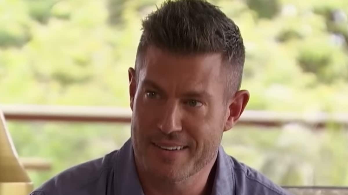 The Bachelor host Jesse Palmer