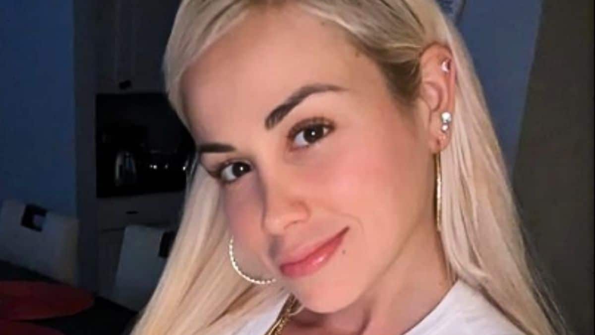 selfie IG di paola mayfield, dicembre 2023