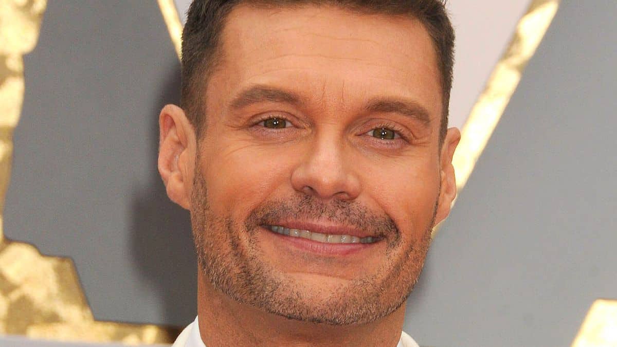 ryan seacrest 89th Annual Academy Awards