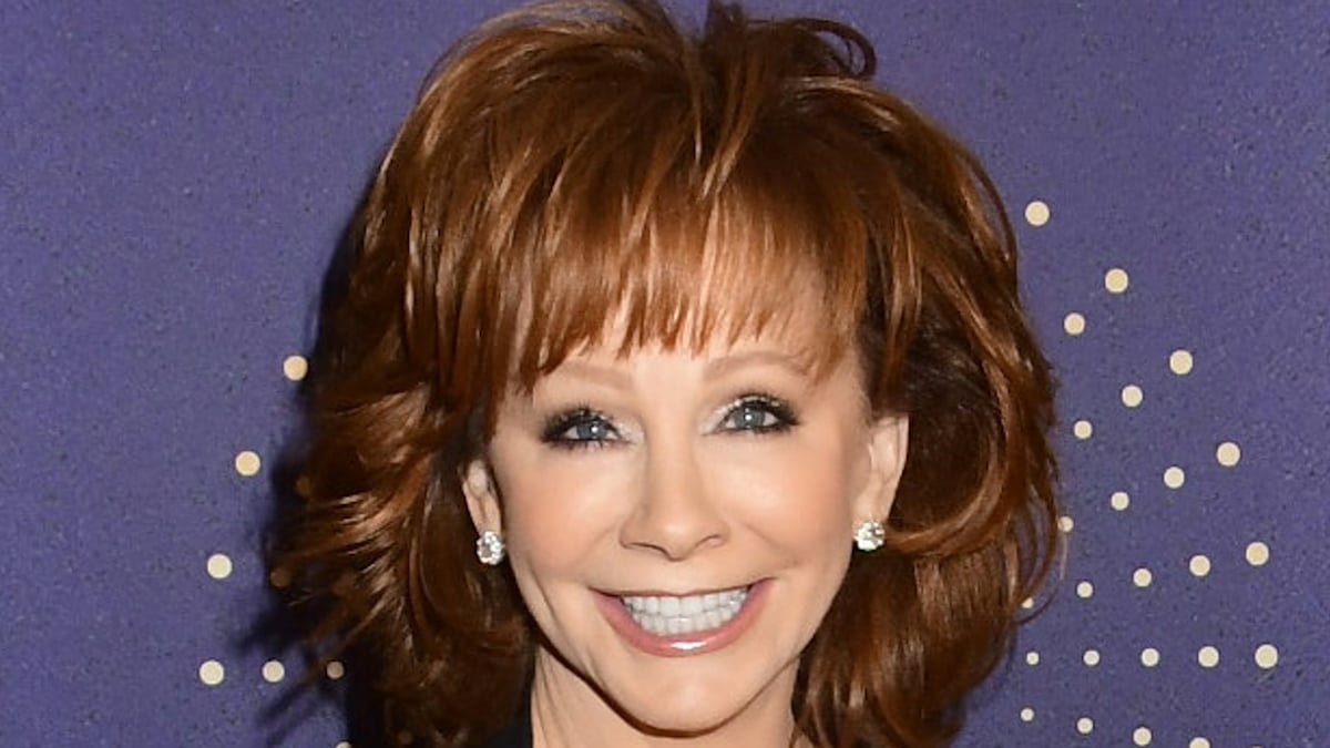 reba mcentire face shot from 2019 CMT Artist of the Year Red Carpet
