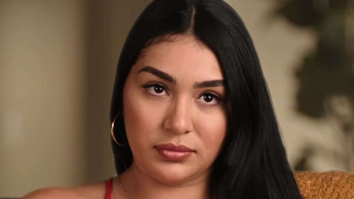 thais ramone 90DF HEA S8 confessional
