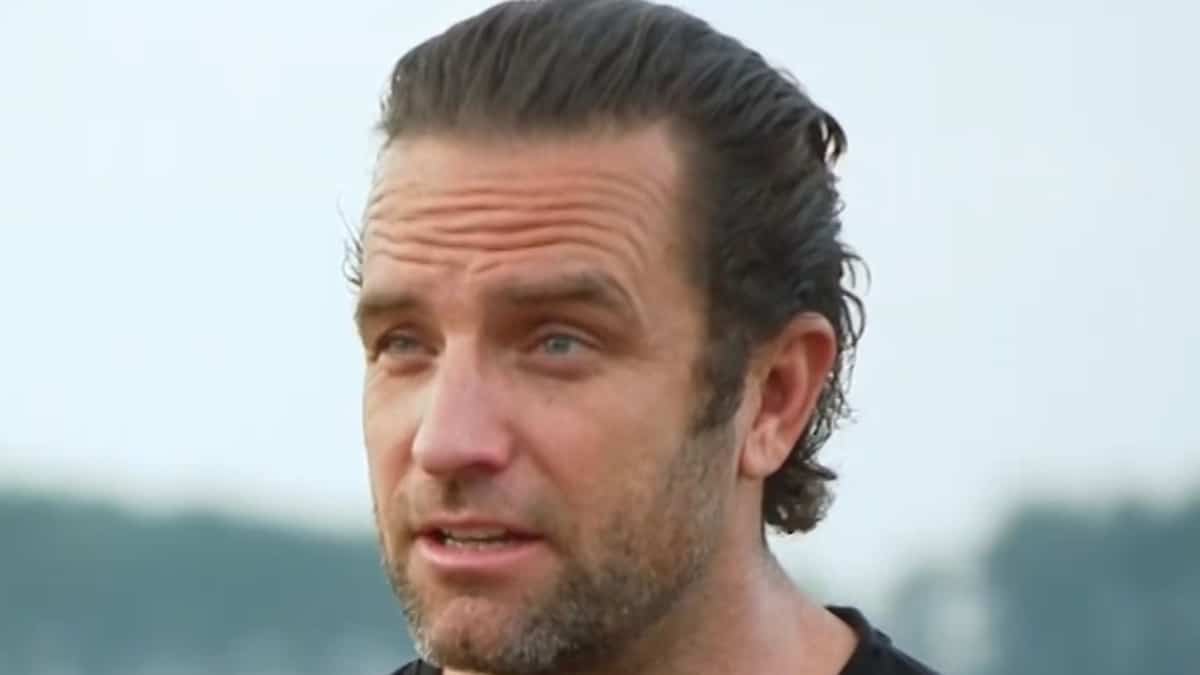 the challenge host tj lavin face shot from previous season