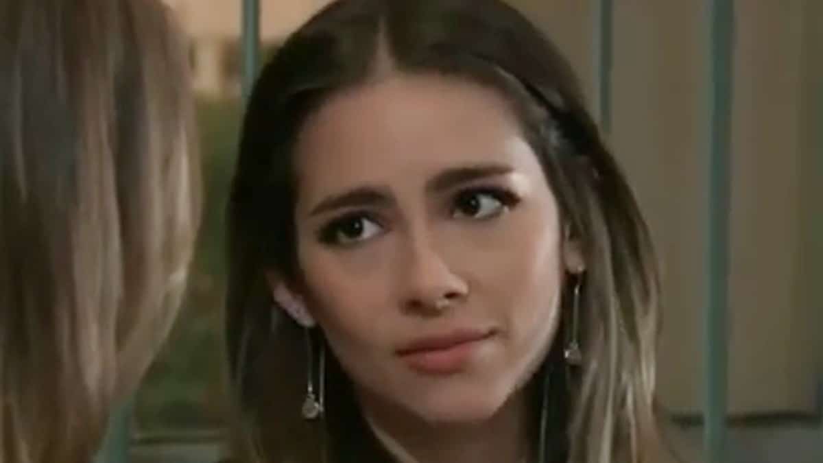 Haley Pullos as Molly on General Hospital.