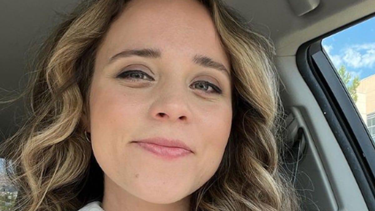 Jinger Duggar car selfie