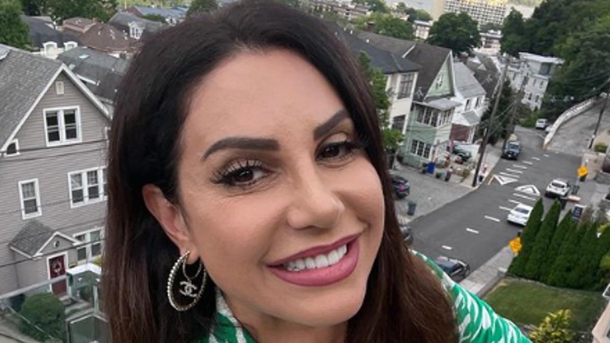 Jennifer Aydin selfie