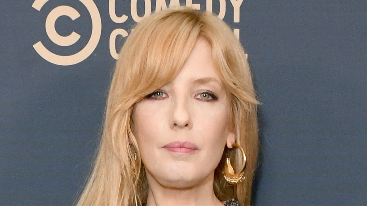 Kelly Reilly at a red carpet event